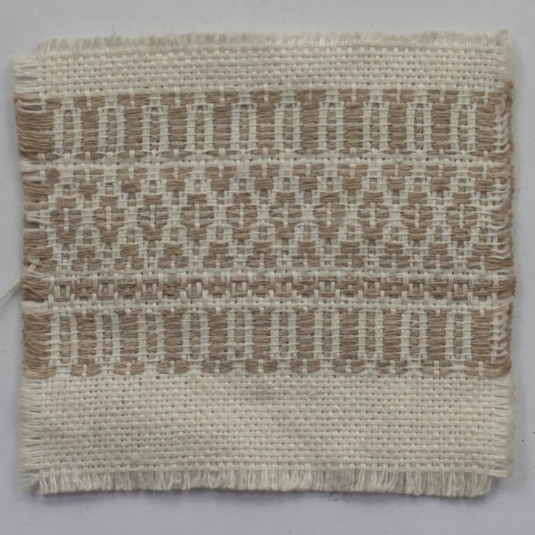 white_fruit_box_sample11_back-3406_72dpi