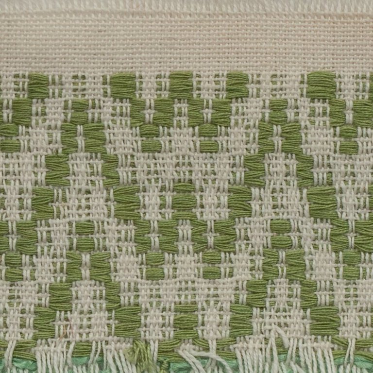 white_fruit_box_sample39-3442_72dpi